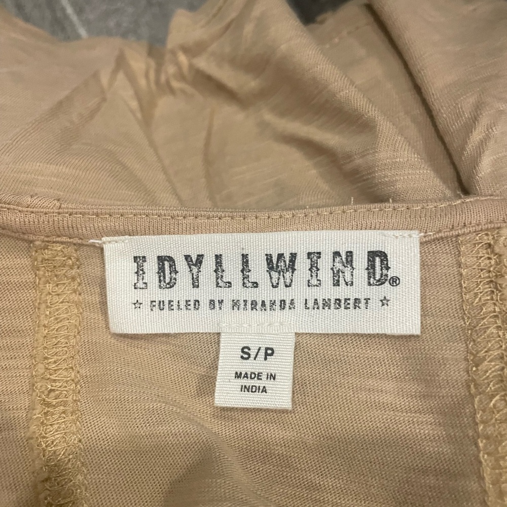 Idyllwind Tan Lace-Up Embroidered Blouse - Picture 3 of 3
